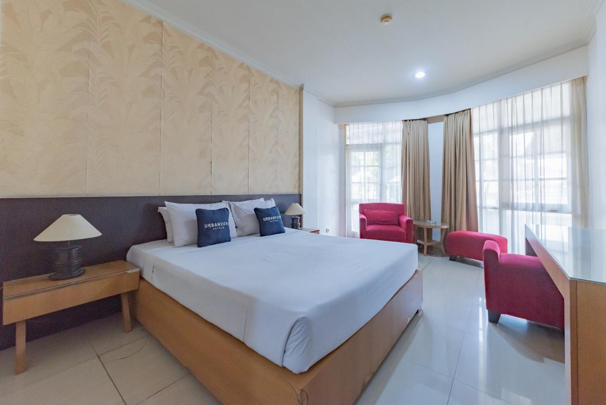 Urbanview Hotel Crown Tasikmalaya By Reddoorz Eksteriør bilde