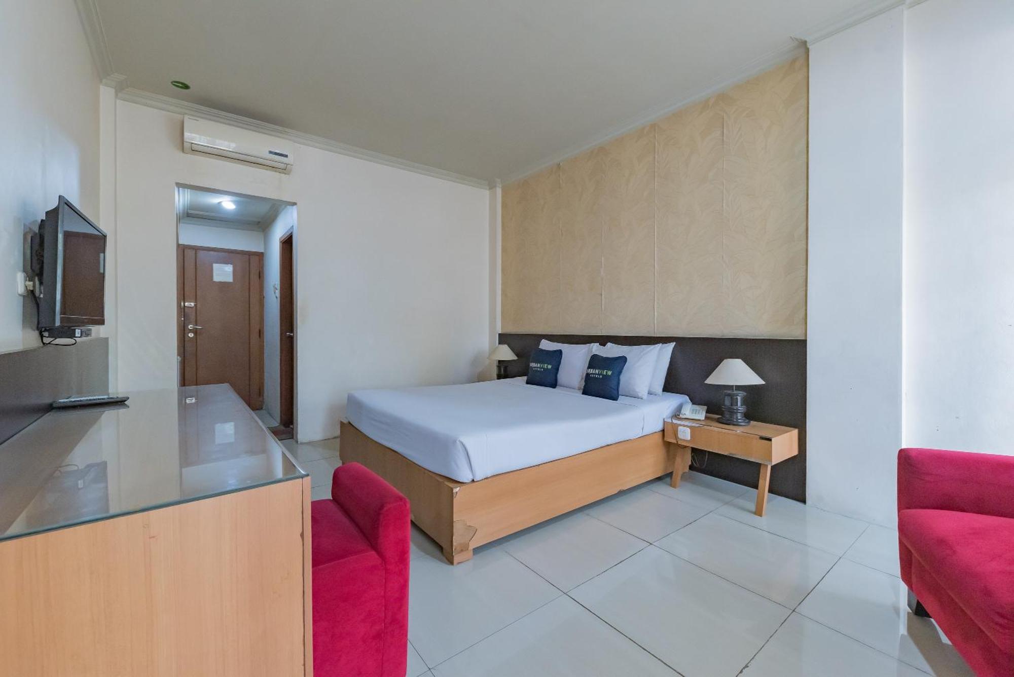 Urbanview Hotel Crown Tasikmalaya By Reddoorz Eksteriør bilde