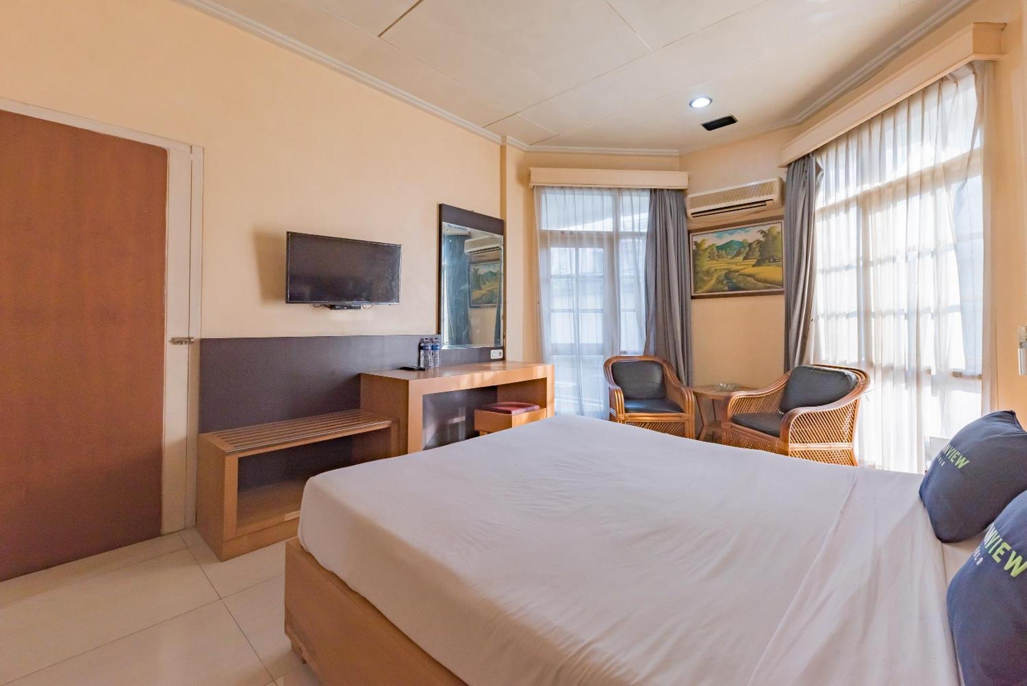 Urbanview Hotel Crown Tasikmalaya By Reddoorz Eksteriør bilde