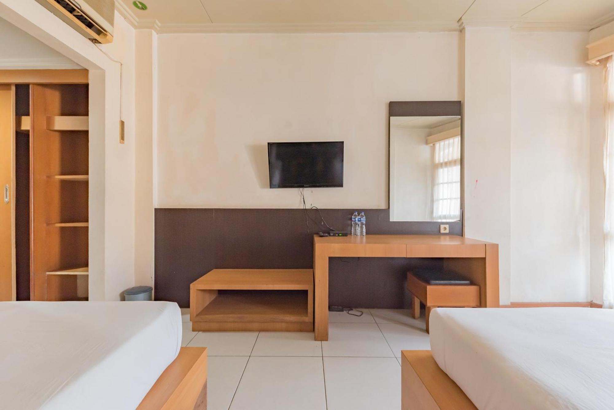 Urbanview Hotel Crown Tasikmalaya By Reddoorz Eksteriør bilde