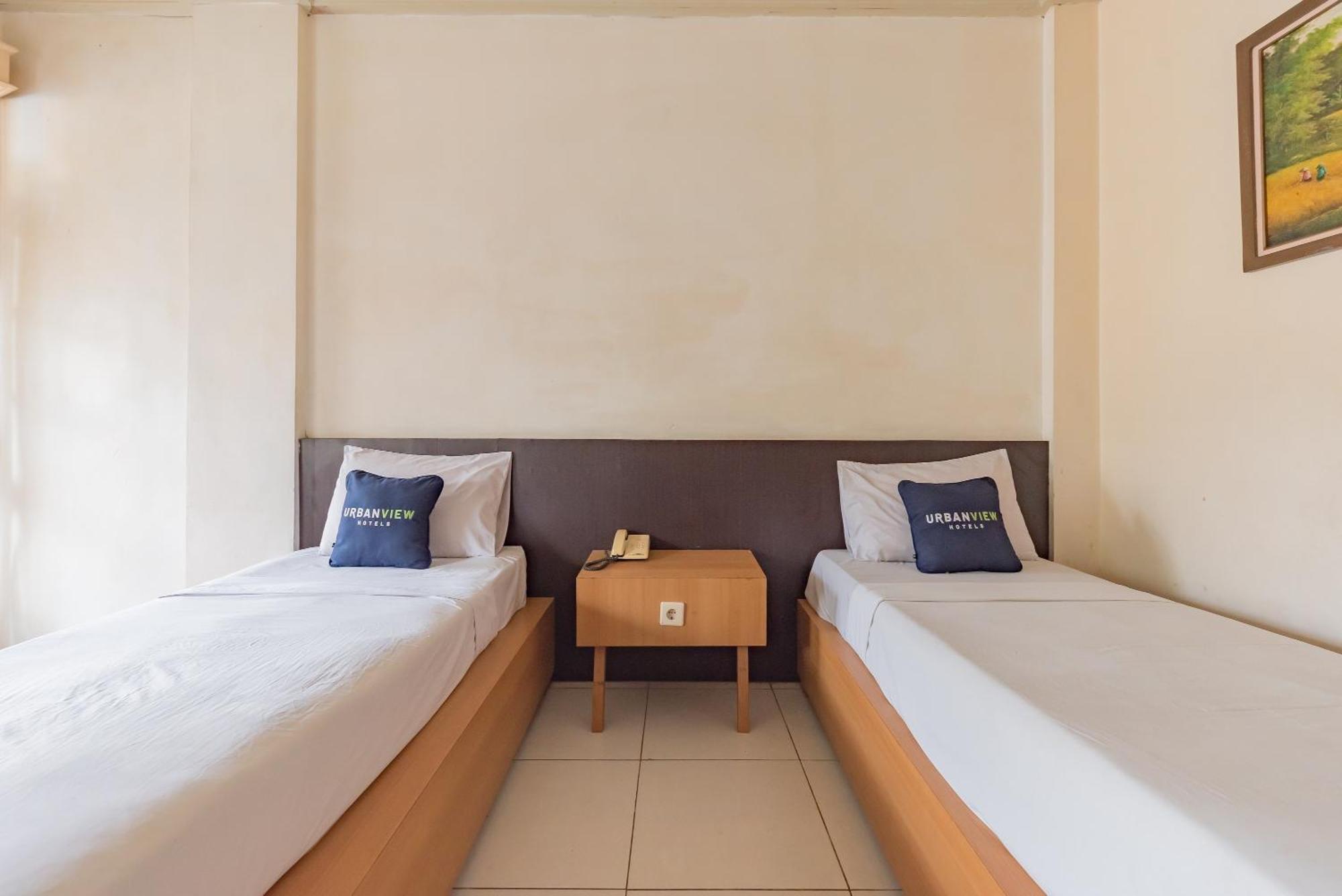 Urbanview Hotel Crown Tasikmalaya By Reddoorz Eksteriør bilde