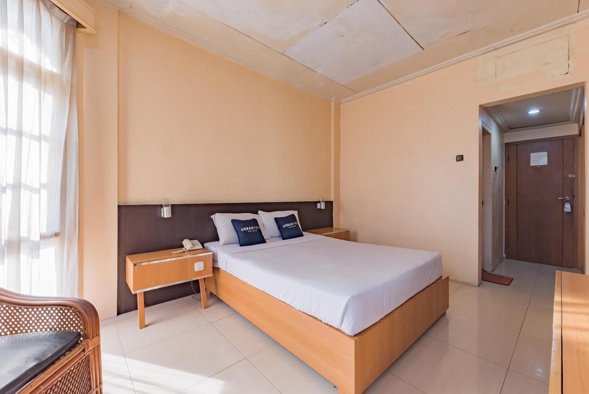 Urbanview Hotel Crown Tasikmalaya By Reddoorz Eksteriør bilde